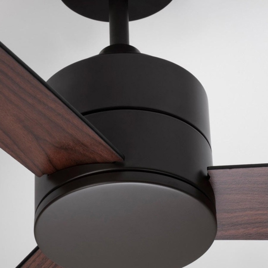 Ventilatore nero con telecomando pale in legno da soffitto silenzioso