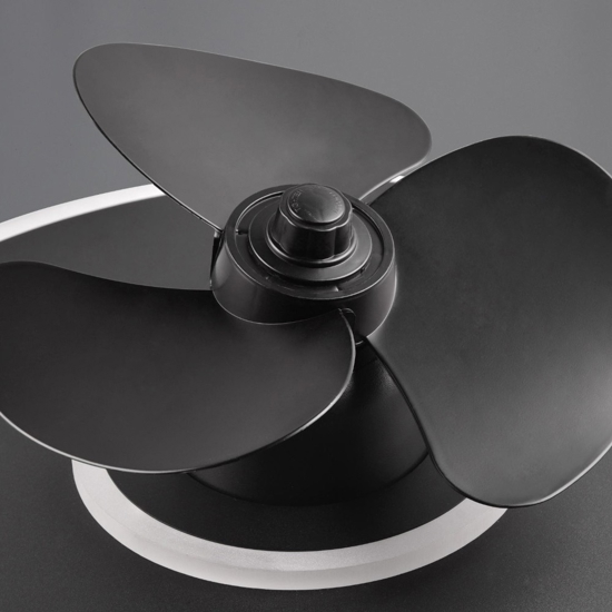 Ventilatore da soffitto nero a plafoniera con luce telecomando