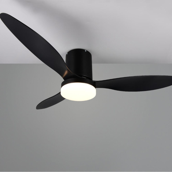 Ventilatore a pale con luce da soffitto con telecomando