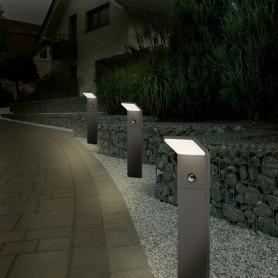 Lampione antracite da giardino led 8w 3000k con sensore movimento moderno