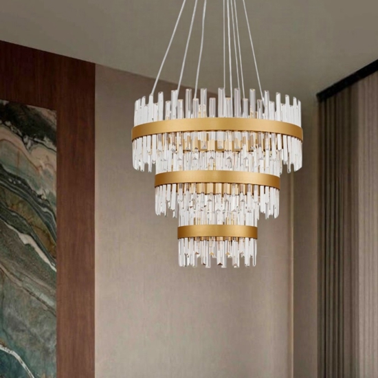 Lampadario anelli oro con cristalli trasparenti stile contemporaneo