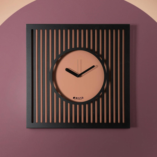 Grande orologio quadrato da parete nero e mousse 50x50