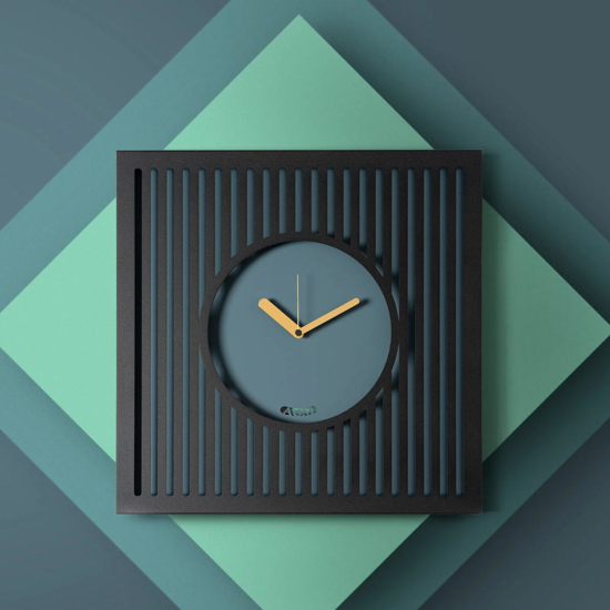 Grande orologio quadrato da muro nero e petrolio 50x50