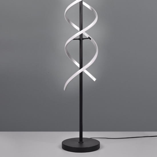 Lampada da terra moderna led da 2300k a 4000k a spirale