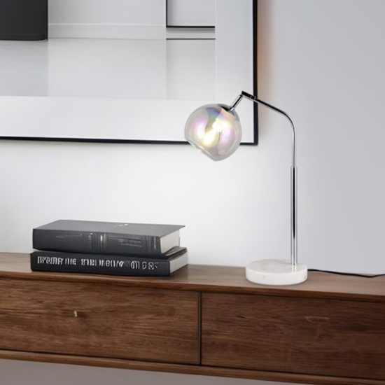 Lampada da tavolo orientabile base effetto marmo bianco cromo