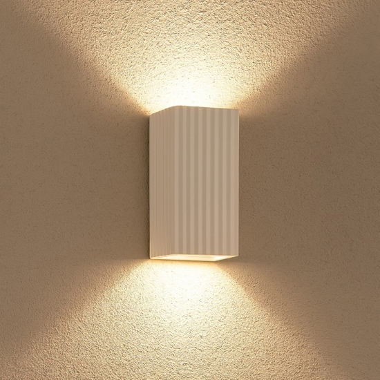 Applique di gesso squadrato bianco rigato isyluce gypsos