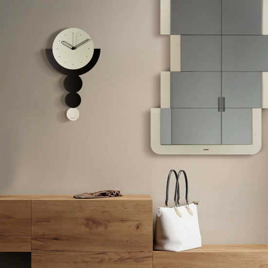 Orologio da parete moderno con pendolo avorio e nero
