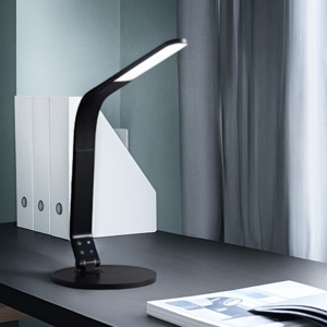 Lampada da scrivania orientabile nera led 8w dimmerabile porta usb perenz leg