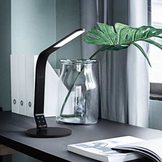 Lampada da scrivania orientabile nera led 8w dimmerabile porta usb perenz leg