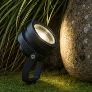 Faretto da esterno nero con picchetto led 9w 4000k ottica 16 ip65