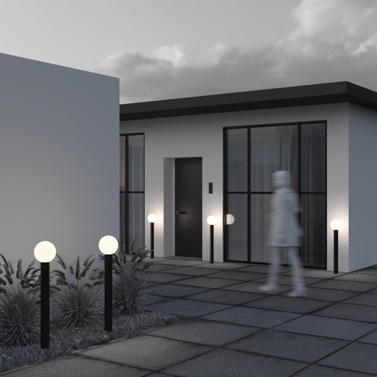 Maytoni bold lampione da giardino ip54 con sfera