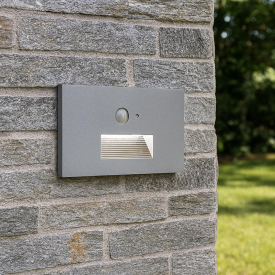 Segnapasso da incasso a parete per esterno grigio led cct con sensore crepuscolare