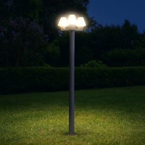 Paletto lampione alto tre luci da giardino per esterni ip44 moderno antracite