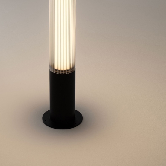 Lampioncino nero per giardini led 18w 3000k ip65 tubolare