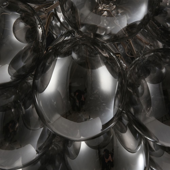 Lampadario balbo per soggiorno moderno maytoni grappolo vetri fume trasparenti