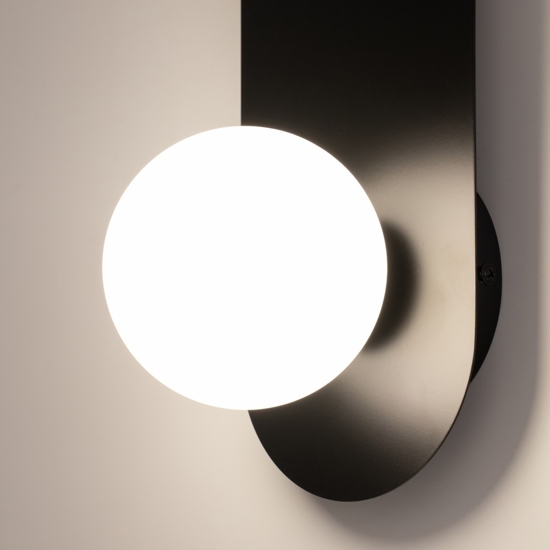 Maytoni bao applique da parete ovale minimal di colore nero