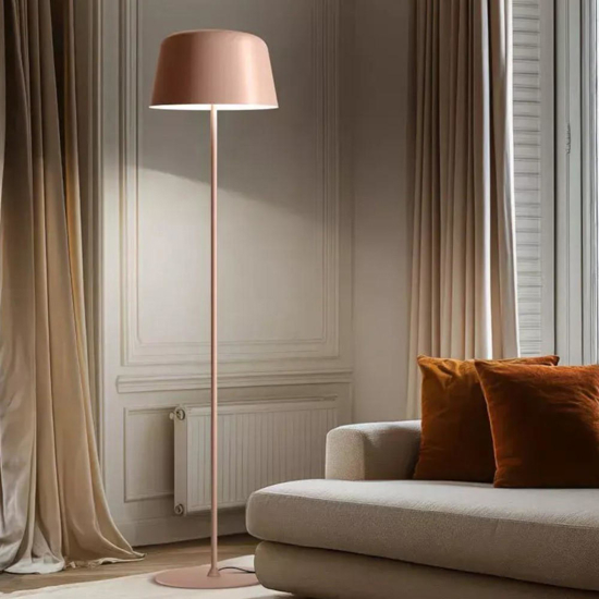 Linea light delfi lampada da terra led 2700k metallo pesca