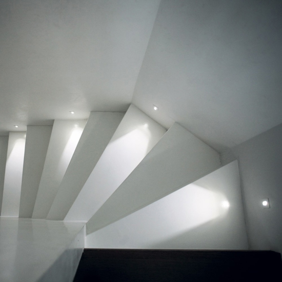 Segnapasso led 3w 3000k verticale grigio da incasso