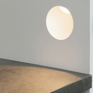Segnapasso di gesso da incasso rotondo per interno