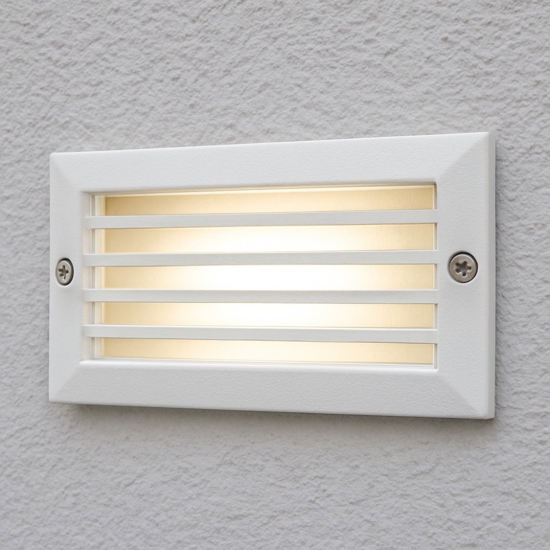 Segnapasso per esterni da incasso a parete rettangolare bianco ip54