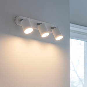 Lampada da parete bianca 3 luci orientabili per interno