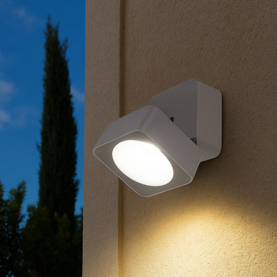 Faretto da esterno quadrato bianco led 7w 0rientabile 3000k ip54