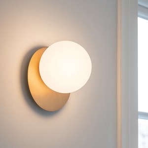 Vivida pearl applique led 12w 3000k oro spazzolato sfera vetro bianco moderna