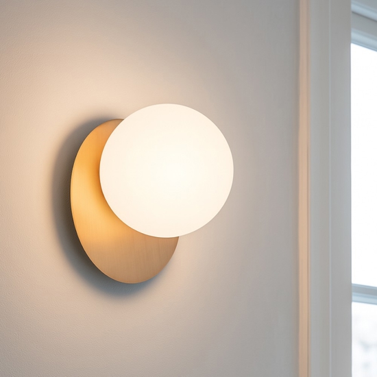 Vivida pearl applique led 12w 3000k oro spazzolato sfera vetro bianco moderna