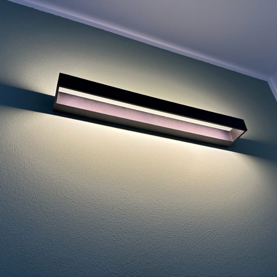 Applique nero moderna led 24w 3000k nero isyluce