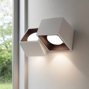 Sforzin applique di gesso bianco due luci quadrate nasso bronzo