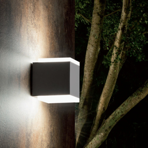 Applique da esterno cubo grafite moderno biemissione led 14w 3000k