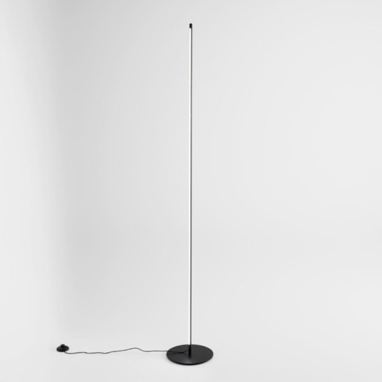 Piantana da terra gea luce ebony led 3000k nera per salotto