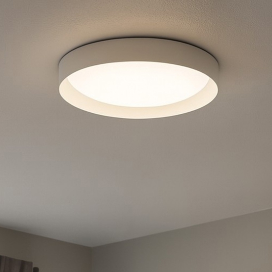 Plafoniera bianca led 22w 3000k linea light crew 2 per cucina