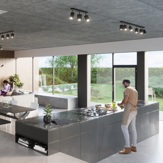 Plafoniera nera con faretti orientabili