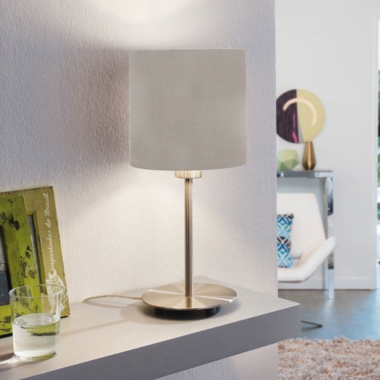 Pasteri eglo lampada da tavolo con paralume in tessuto
