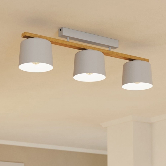 Mariel eglo plafoniera moderna con dettagli in legno 3 luci