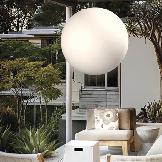 Lampadario sfera bianca per esterno oh! p65 linea light