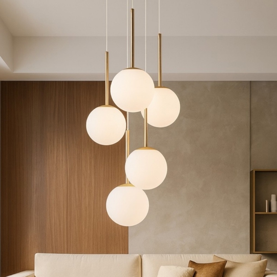 Maytoni basic form lampadario moderno colore bianco e oro