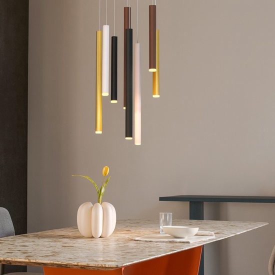 Lampadario con pendenti led multicolor per soggiorno moderno