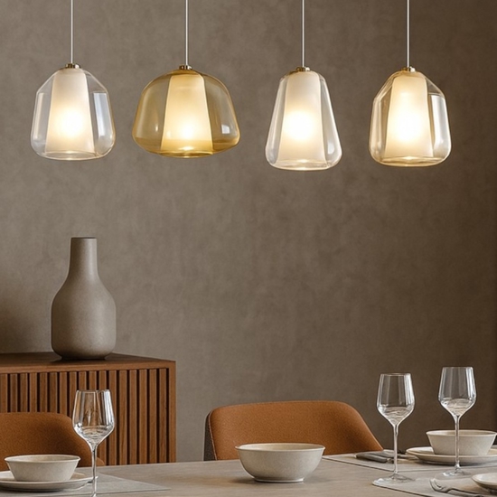 Lampadario moderno oro soggiorno vetri bianco ambra