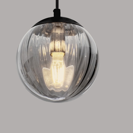 Lampada a sospensione da cucina con sfera in vetro lavorato