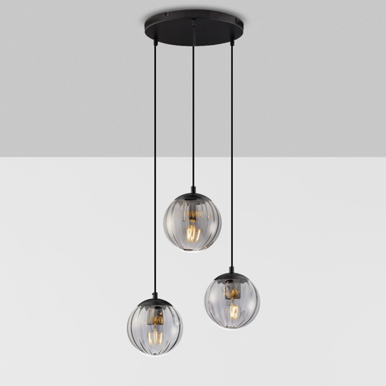 Lampadario da cucina con 3 sfere pendenti in vetro fume'