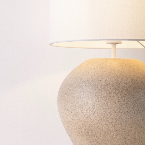 Lampada da tavolo in gesso design minimal