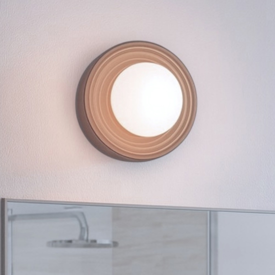 Applique da bagno circolare ip44 in porcellana e vetro opalino