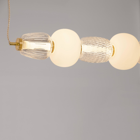 Lampadario oro stile contemporaneo per soggiorno