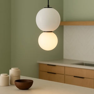 Visualizza i dettagli per Lampada a sospensione in porcellana e vetro opalino diametro 18cm led 3000k Lampada a sospensione in porcellana e vetro opalino diametro 18cm led 3000k