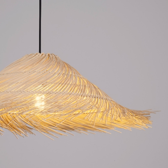 Lampadario in rattan design rustico per cucina
