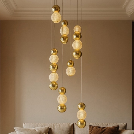 Lampadario per salotto contemporaneo sfere oro a grappolo