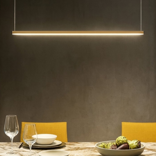 Lampadario barra led marrone chiaro per tavolo Lampadario barra led marrone chiaro per tavolo