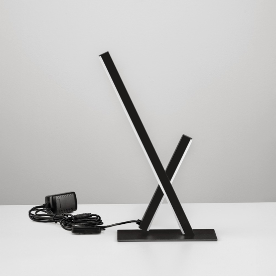 Lampada da tavolo design minimal led 3200k dimmerabile